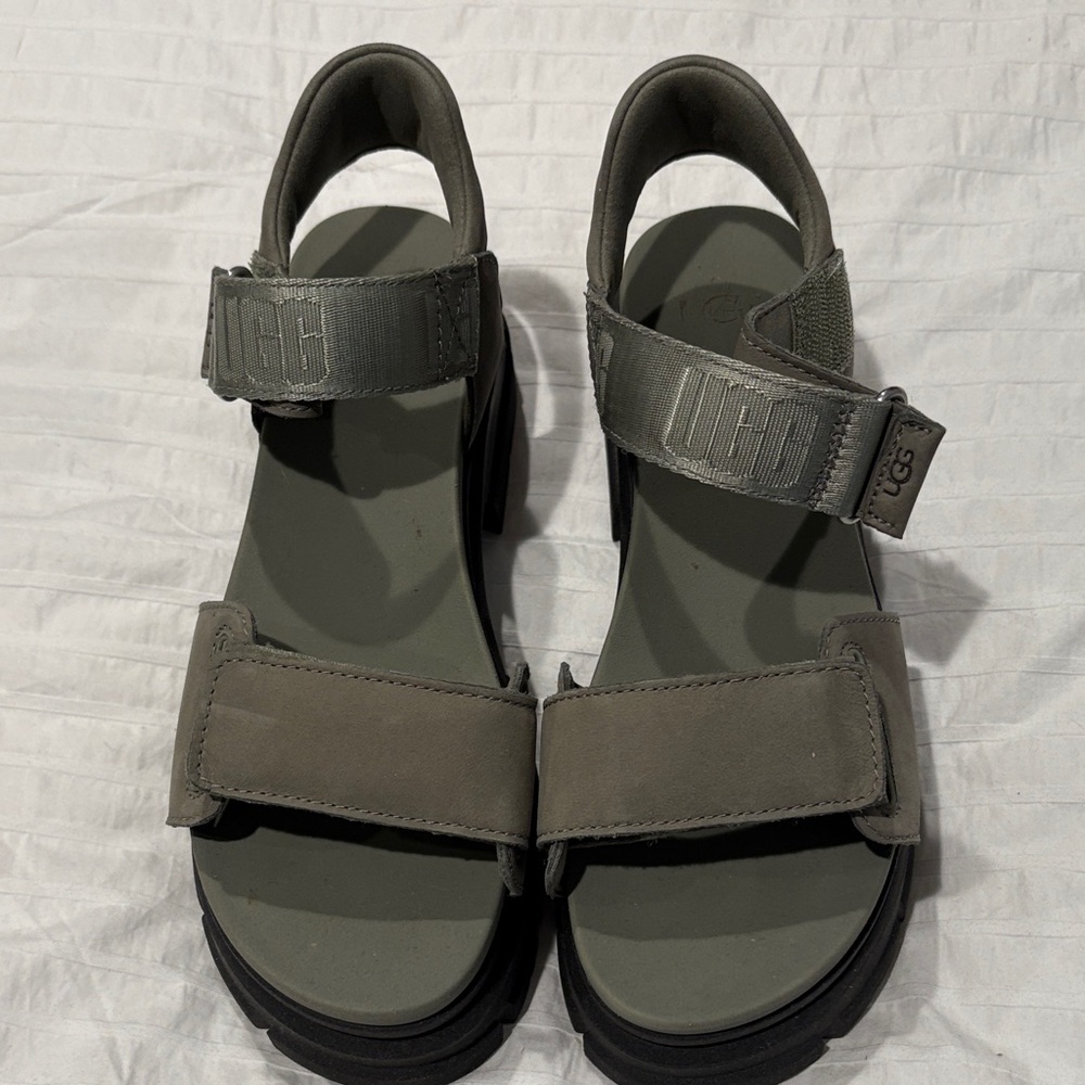UGG Women's Sandals in Olive and Black